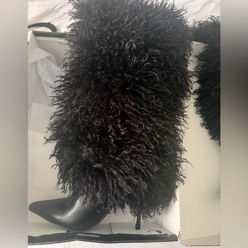 Fur boots Brand New